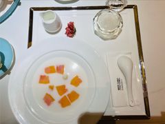 -燕庭·纯燕窝·甜品下午茶(南京西路店)