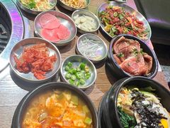 -香猪坊韩国烤肉专属门店(魏公村店)