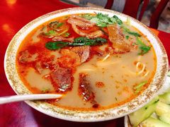 -金杨拉面王小吃面馆·牛三宝面·红烧牛肉粉