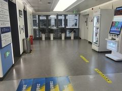 -浙江大学医学院附属口腔医院湖滨（延安）院区