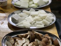 -威邵鸡煲(西华路总店)