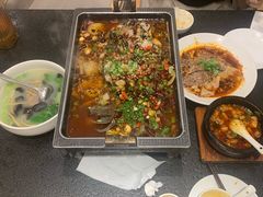 -万重锦·人文川菜馆(骡马市店)