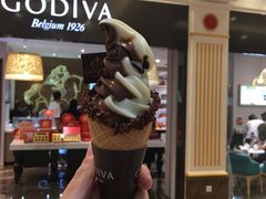 -GODIVA(月星环球港店)