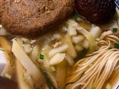 -沪西老弄堂面馆(定西路店)