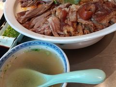 -潮界(LU·ONE凯德晶萃广场店)