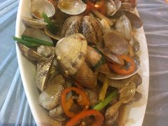 -覃记海鲜美食餐厅