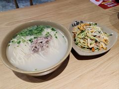 -亮亮拉面(师范路店)