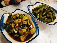 -霄汉牛三鲜湖北砂锅菜(万松园2店)