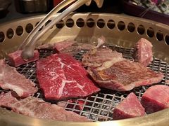 -铭牛烧肉·和牛海鲜自助(高新月牙湖店)