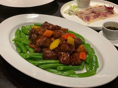 黑椒蒜片牛柳粒-宝丽轩中餐厅BAOLIXUAN