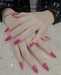 -桃色美甲沙龙