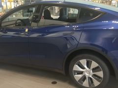 -TESLA 特斯拉(北京颐堤港体验店)