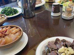 -聚庆楼吴山贡鹅(总店)