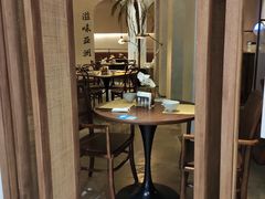 -来龙里 精致 东南亚餐室(万象城店)