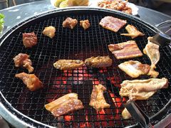 -小辣椒汤锅烧烤(温泉南街店)