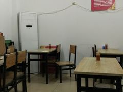 大堂-一品鲜鱼锅贴(人民一路店)