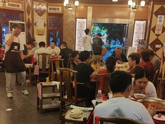 -山城年华老火锅(玉林店)