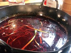 -赞花婆鲜兔辣卤火锅