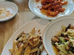 -严记小天府酸菜鱼(西四路店)