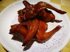 招牌烤乳鸽-石岐佬中山菜馆(张溪店)