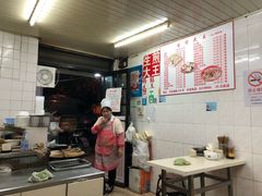 -黄阿姨锅贴大王(万航渡路店)