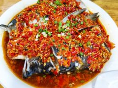 剁椒鱼头-湘聚南县土菜馆(龙山二路店)