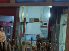 门面-东北特色菜馆(珞喻东路店)