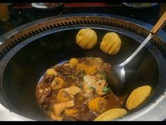 -袁小二大东北铁锅炖(吉祥村总部)