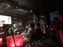 -东岸Cafe 爵士俱乐部