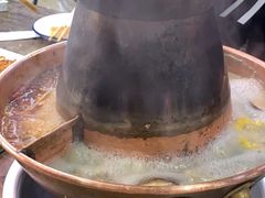 -老蜀铜火锅·酸菜脊骨·麻辣羊蝎子(热闹路店)