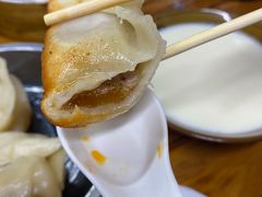 -锅贴大王南翔小笼(临沂二村店)