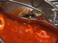 -左庭右院鲜牛肉火锅(金山万达店)