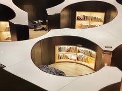 -涨巢·潮玩水疗局