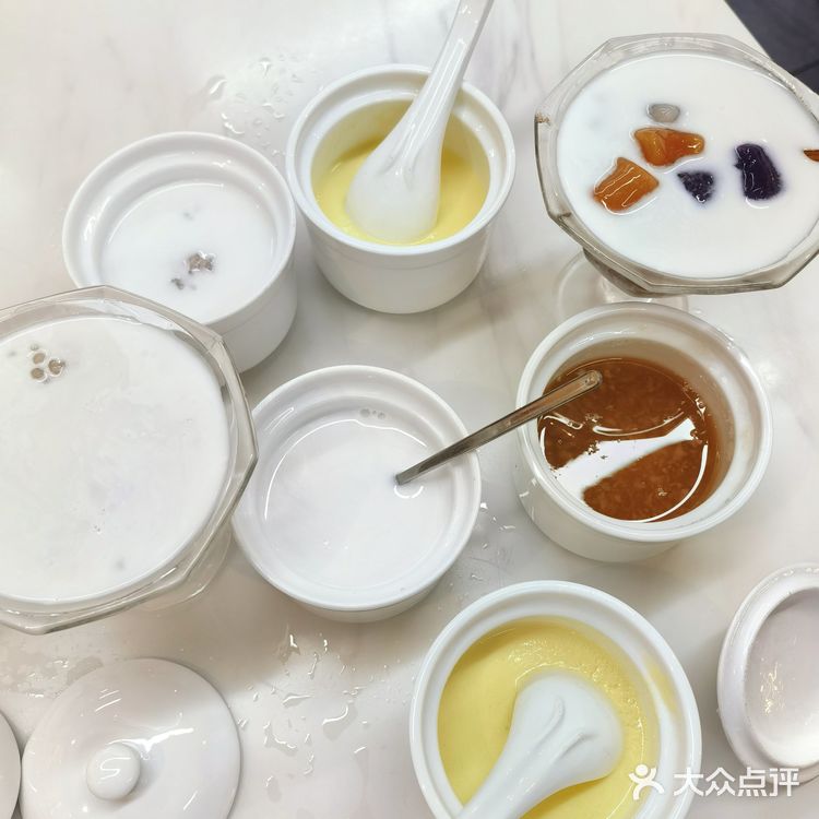 广州🎈广州塔附近的甜品自助才💰18❗超多种类