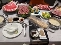-红鼎豆捞·非遗鲍皇汤火锅(宝丰路店)