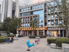 -华府九号海鲜烧烤大排档(龙域店)