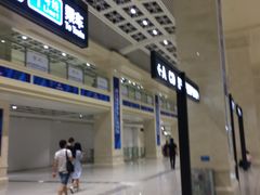 -黄浦路(地铁站)