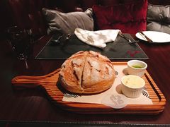 -恰餐厅及酒吧 CHAR Bar & Grill (北京丽都皇冠假日店)