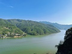 -严子陵钓台(富春江小三峡)