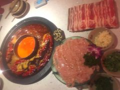 -蒙肥羊·酸汤潮牛·鲜牛肉火锅烤肉自助(岗顶店)
