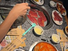 -阪尚皇·原切牛排·烤肉火锅自助(北京路店)