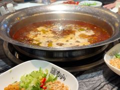 -老船舫·现做活鲜鱼馆(东郊记忆店)