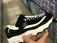 -优衣库(上海金桥太茂店)