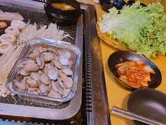 -小黑猪石板烤肉(皇冠花园店)