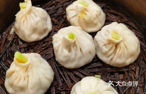 Loofah Soup Dumplings