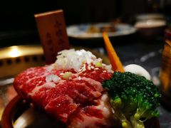 -山川小町·极番烧肉(新地假日广场店)