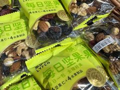 -来伊份(星湖街店)