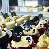 这么大的显眼包！柯南联名甜点上新！