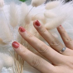 -潮店·虞妃妮轻奢美甲美睫馆