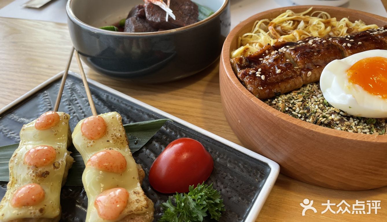 沙拉酱是分开放的 这点我太爱了!这次的新品